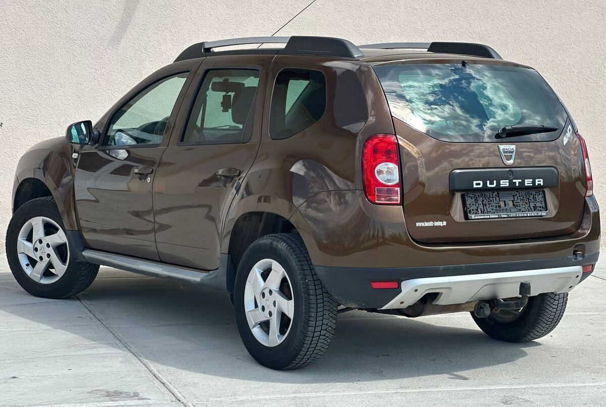 Dacia Duster Prestige 4x4 foto 2