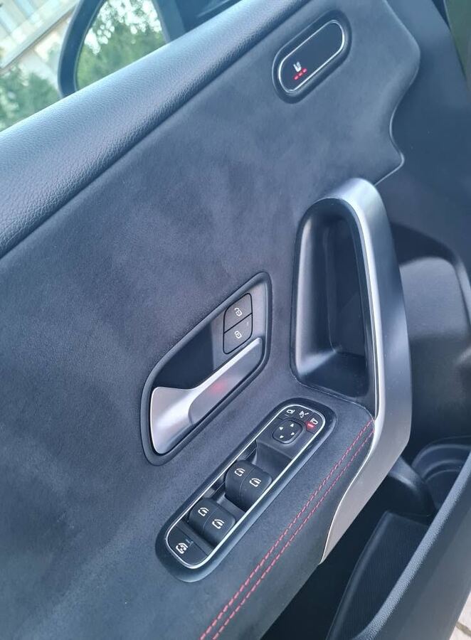 Mercedes-Benz A 180d AMG Line foto 8